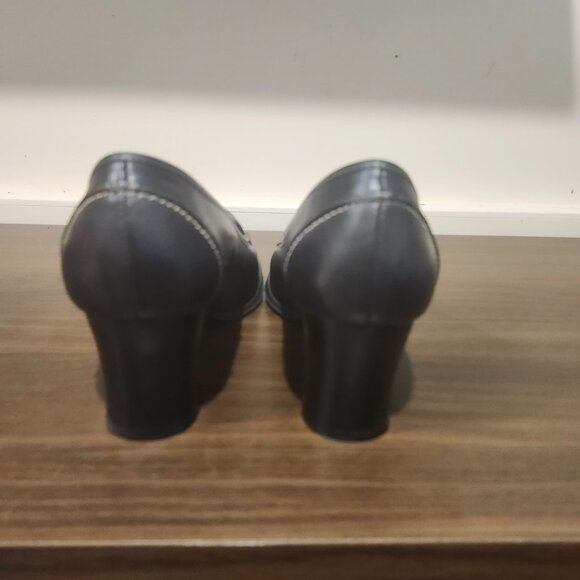 Black Loafer-Style Heels - Picture 4 of 7